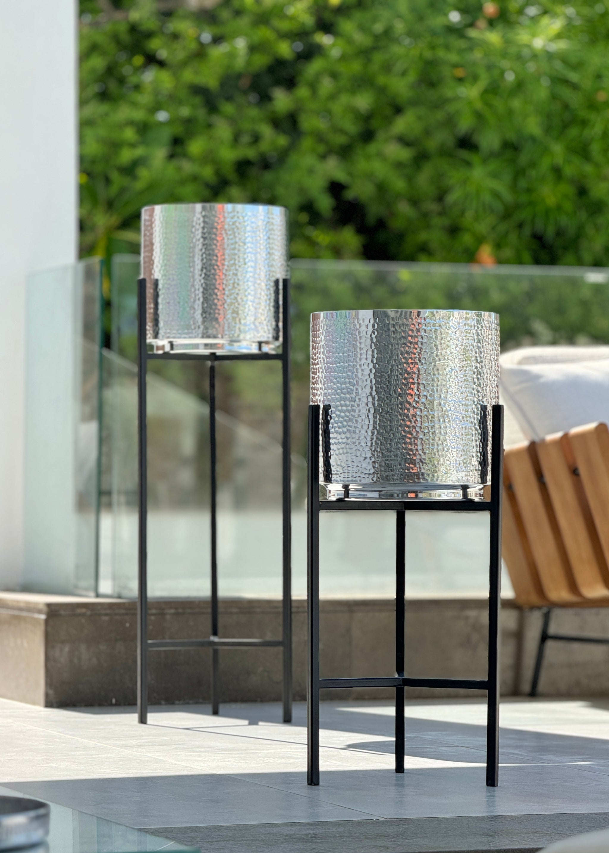 silver plant pot stand Hammered silver Pot with tall stands ( available in 2 sizes ) – Tashhome